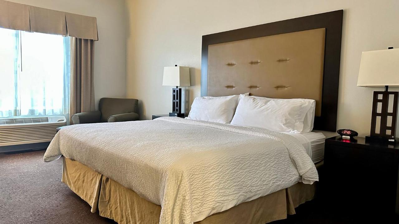 Holiday Inn Express Vancouver North By Ihg Dış mekan fotoğraf