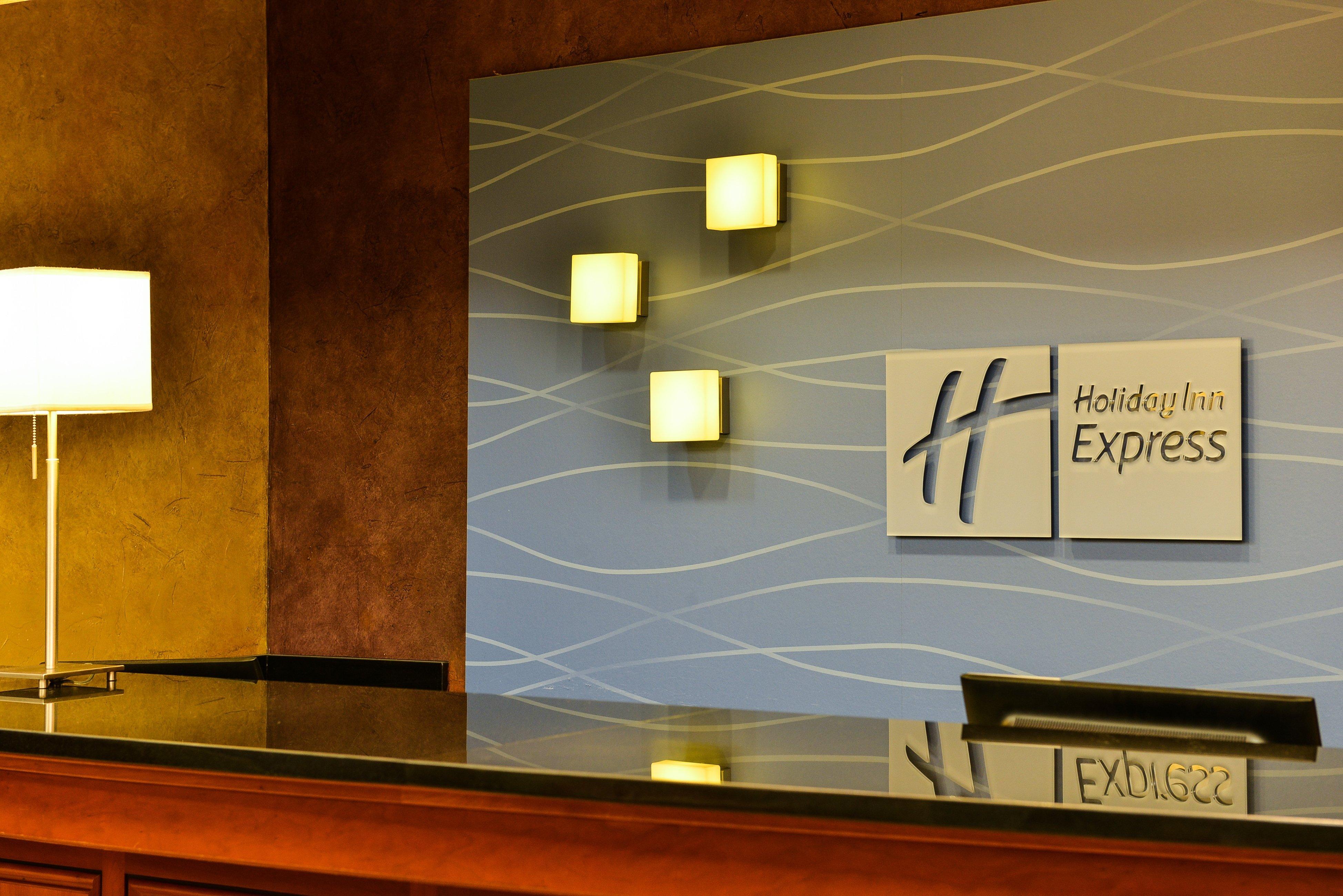 Holiday Inn Express Vancouver North By Ihg Dış mekan fotoğraf