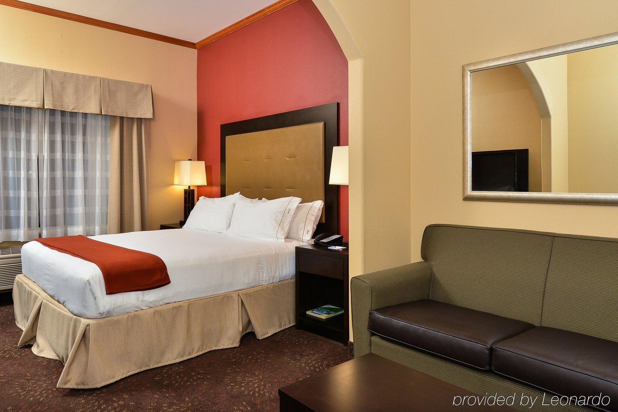Holiday Inn Express Vancouver North By Ihg Dış mekan fotoğraf