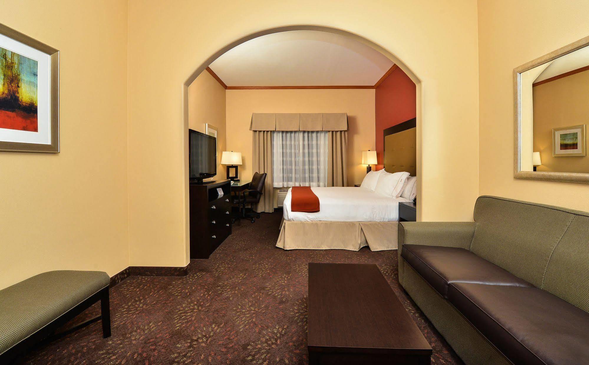 Holiday Inn Express Vancouver North By Ihg Dış mekan fotoğraf